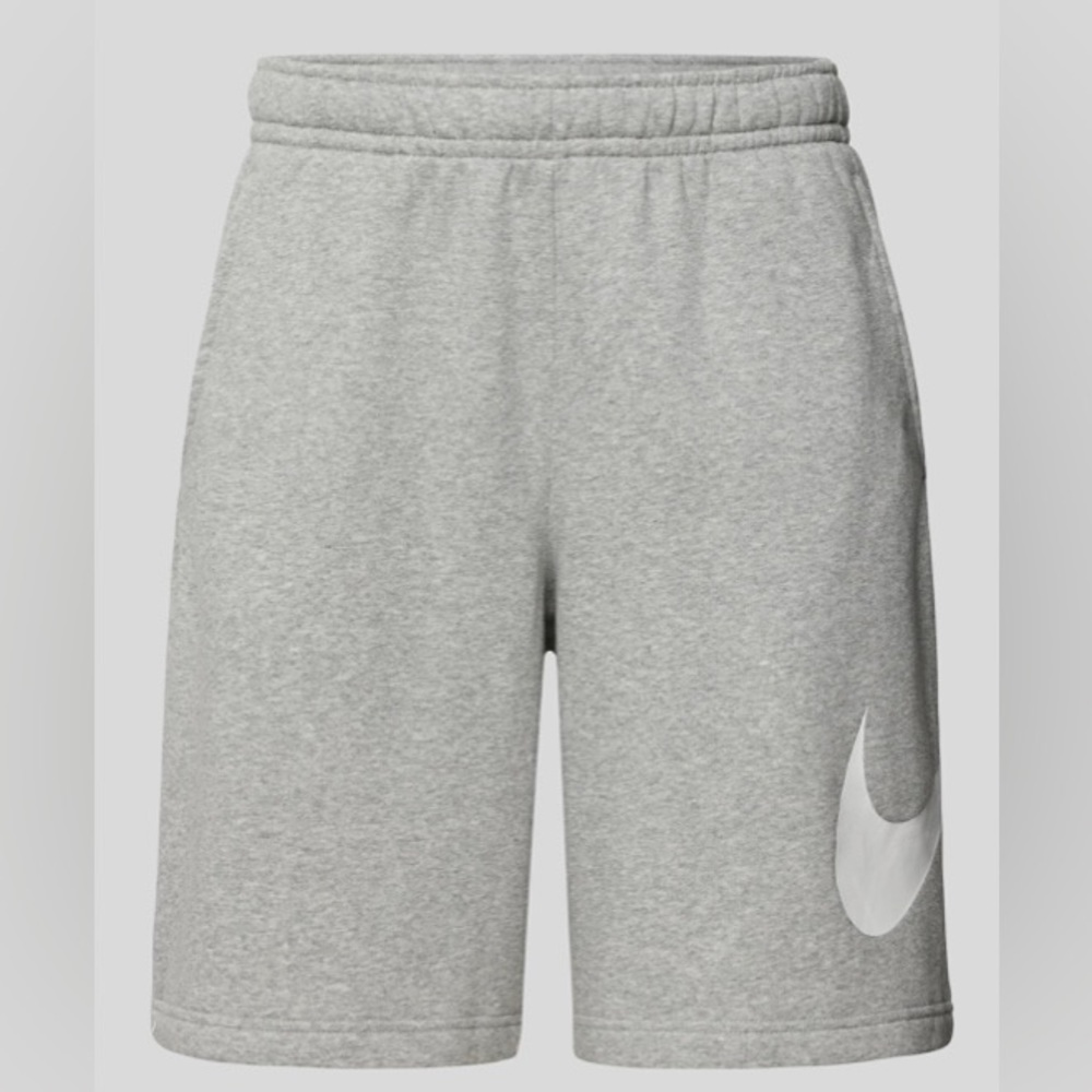grey nike shorts